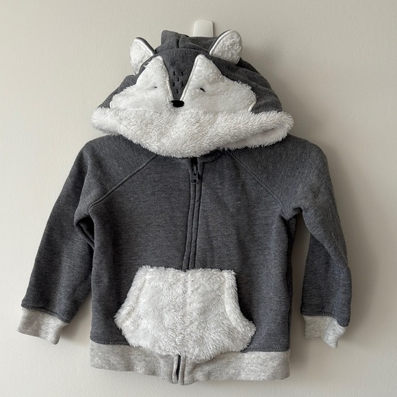 GAP Other - GAP Cozy Gray and White Animal Hoodie